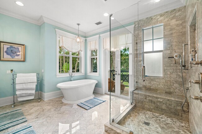 Building Photo - 16356 Bridlewood Cir