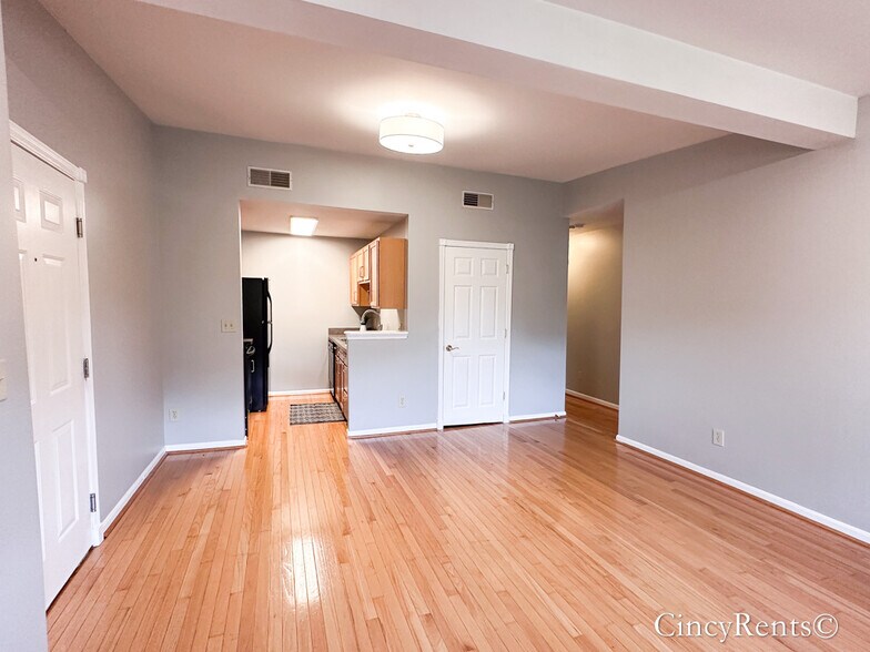 Building Photo - 2126 Fulton Ave