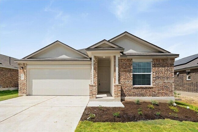 Primary Photo - 325 Escondido Cir