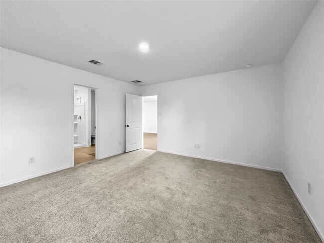 Building Photo - 6026 Starling Dr