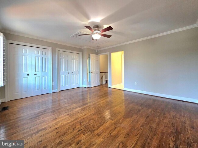 Building Photo - 117 Shooters Ct