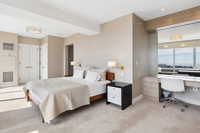 Building Photo - 706 Mission St