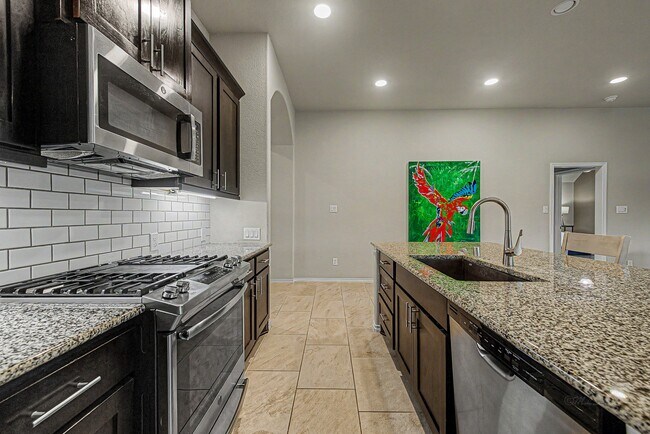 Building Photo - 29147 Crystal Rose Ln