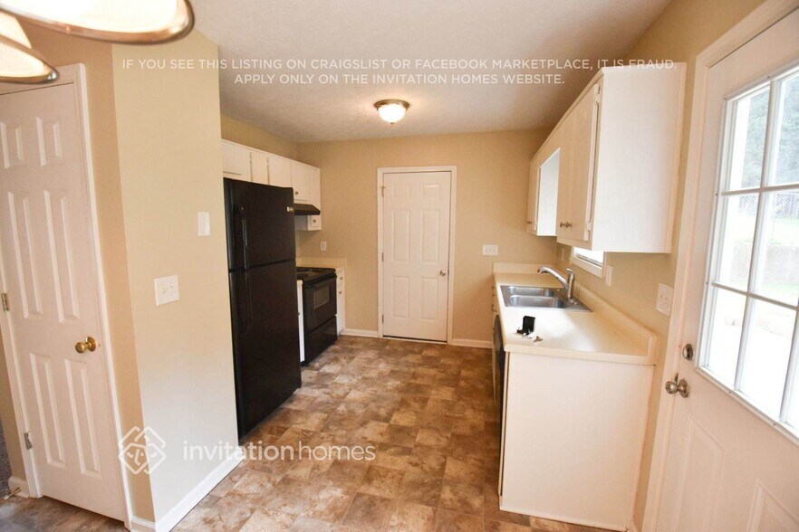 Building Photo - 2709 Glendale Dr