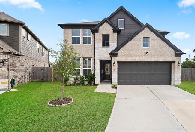 Primary Photo - 2277 Forest Chestnut Dr