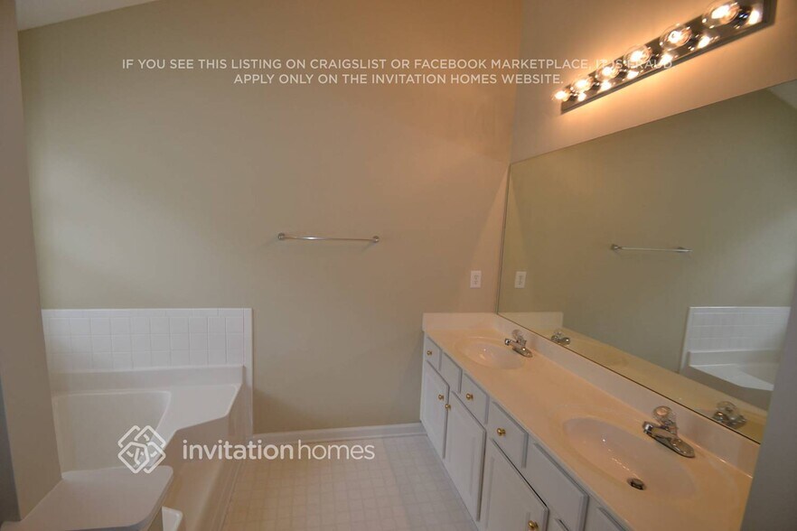 Building Photo - 2110 Heatherton Rd