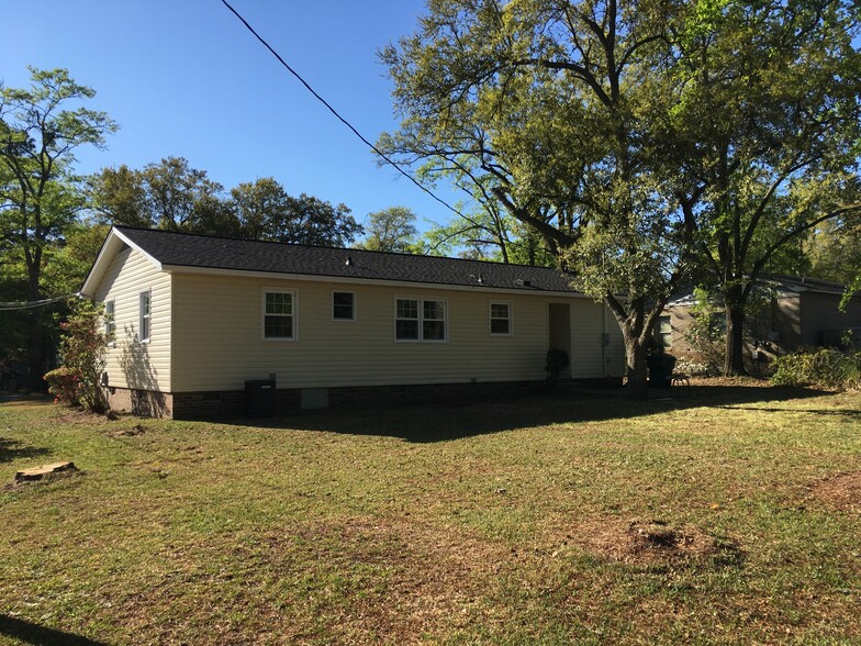 Building Photo - 1604 Ward Cir