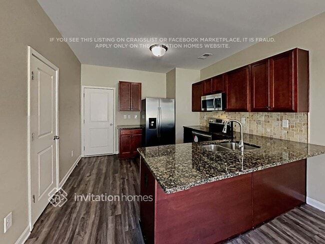 Building Photo - 179 Magnaview Dr