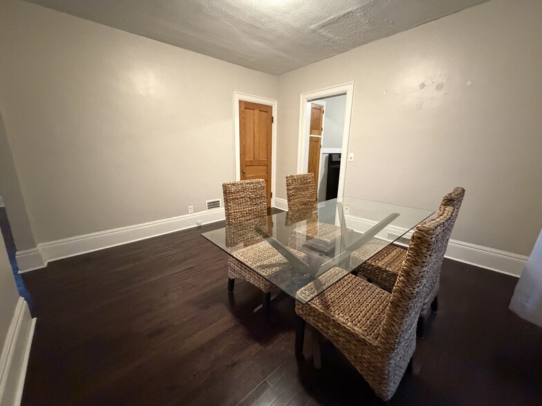 Dining Room 2 - 21 Horton Pl