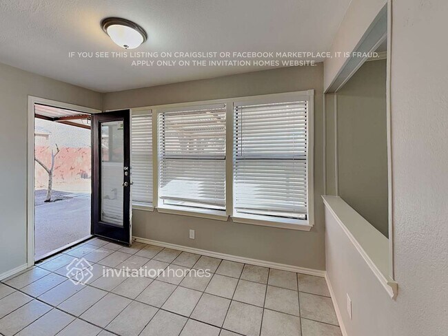 Building Photo - 2204 Amhearst Ct