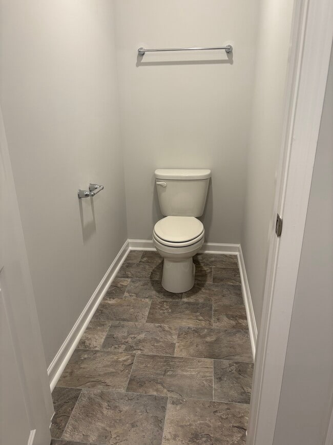 Building Photo - 4316 Oswin Dr