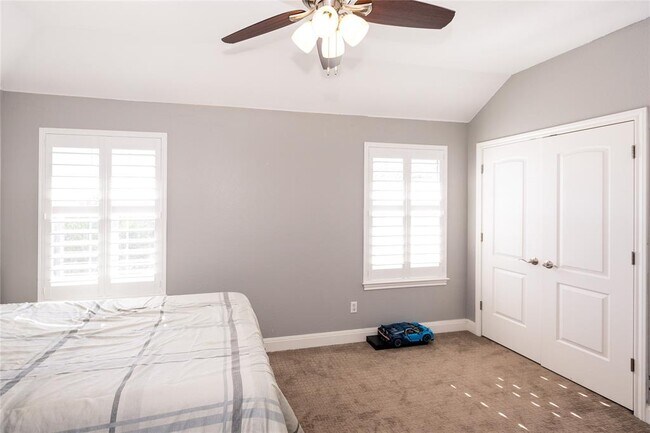 Building Photo - 2609 Old Hickory Cove