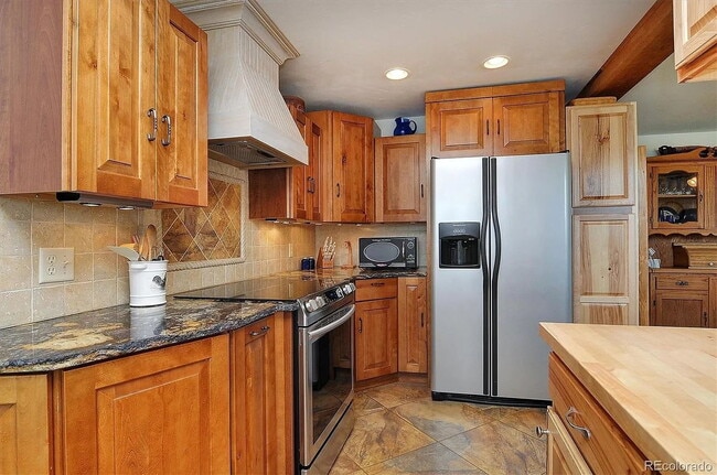 Building Photo - Amazing 2-Bedroom Home for Rent – Just 5 M...