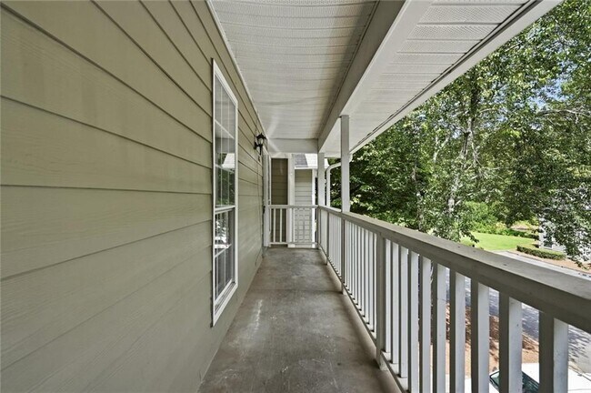 Building Photo - 106 Sterling Ct