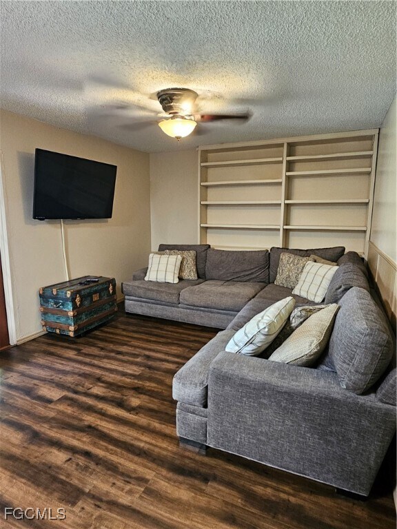 Building Photo - 15483 Spring Line Ln