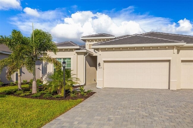 Building Photo - 5613 Lightning Whelk Ln