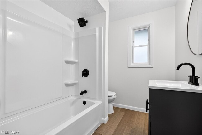 Building Photo - 211 Buffington Rd