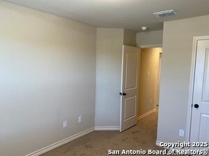 Building Photo - 6850 Lakeview Dr.