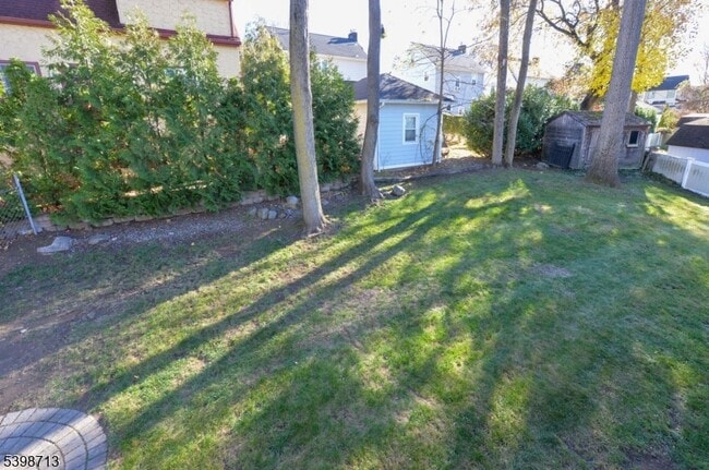 Building Photo - 9 Bergen St