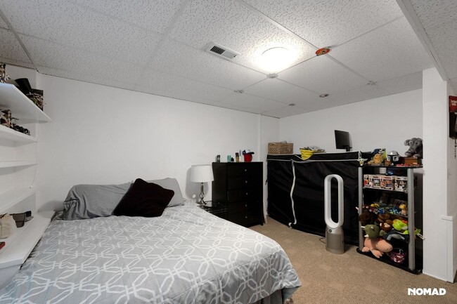 Building Photo - Spacious 4BR Townhome in Greeley