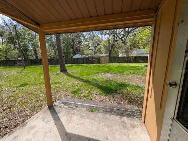 Building Photo - 20032 Suncrest Dr