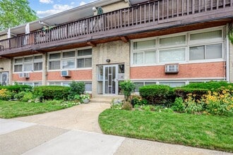 Building Photo - 3 Duryea Pl