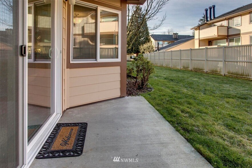 Building Photo - 14306 126th Avenue Northeast