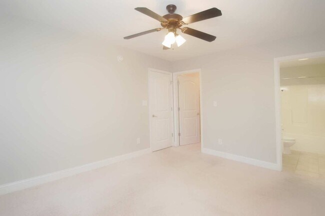 Building Photo - 100 Capstone Dr