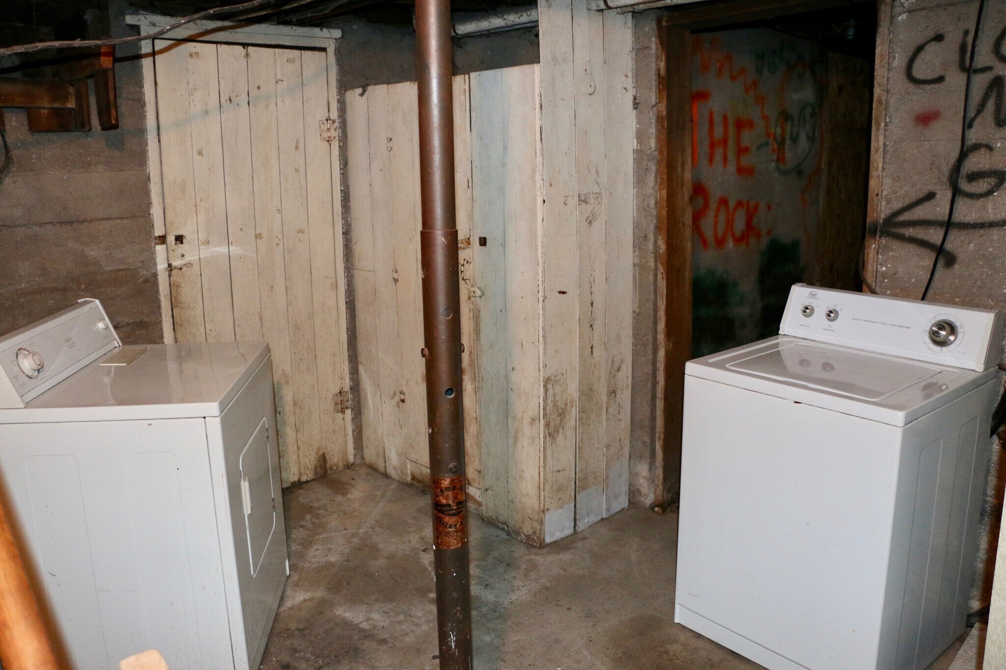 Basement Laundry - 121 Grove St