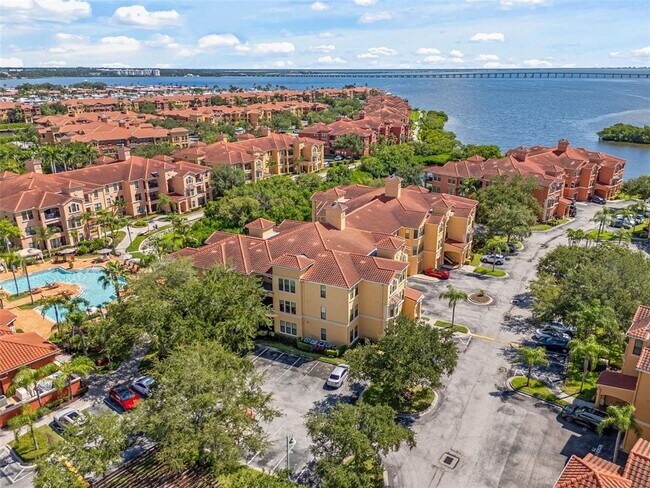 Building Photo - 2724 Via Murano