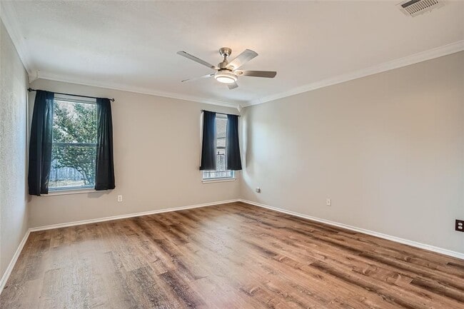 Building Photo - 221 Almquist St