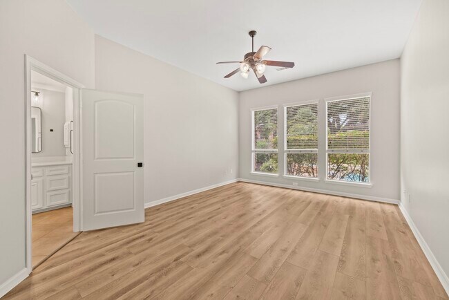Building Photo - 28410 Stonestead Dr