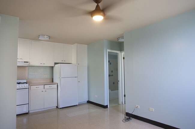 Interior Photo - Hale Palolo Apartments