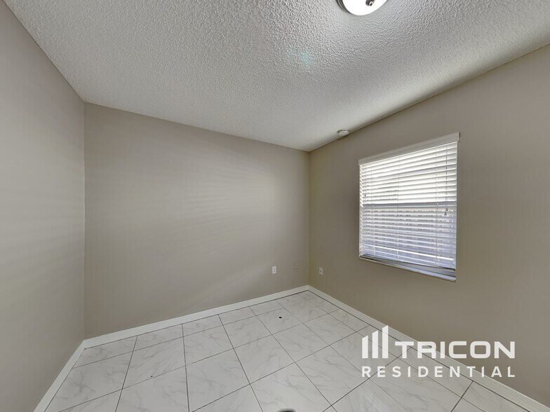 Building Photo - 7116 Green Needle Dr