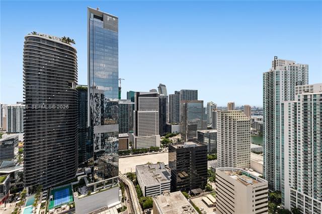 Building Photo - 1000 Brickell Plz