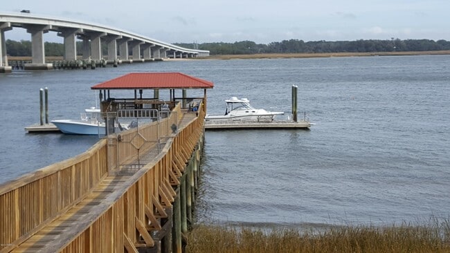 Primary Photo - 1231 Ladys Island Dr