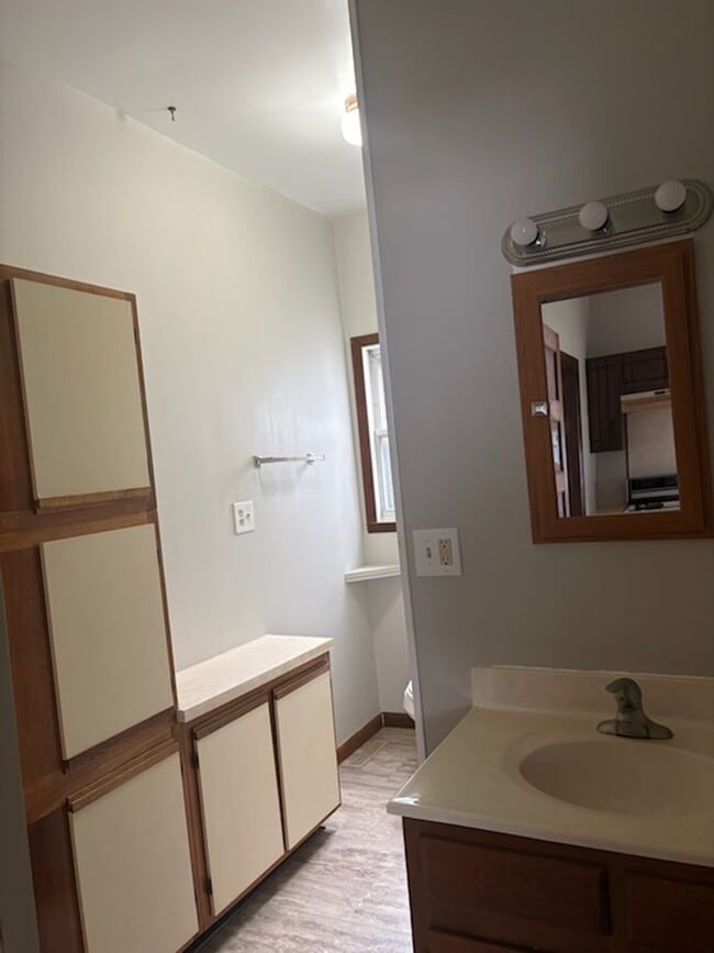 Building Photo - 1510 High St