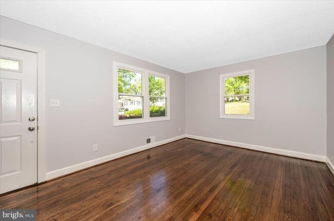 Building Photo - 13205 Okinawa Ave