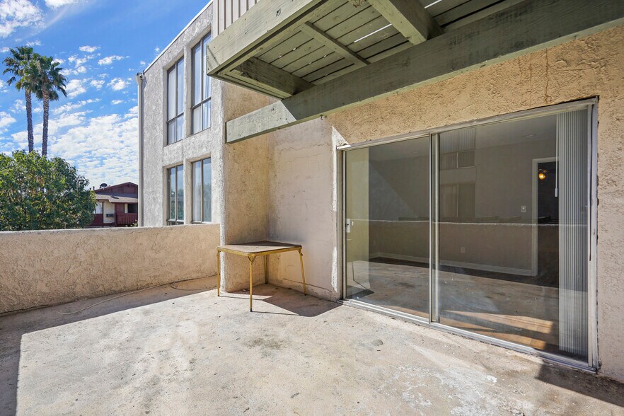 Building Photo - 8601 International Ave