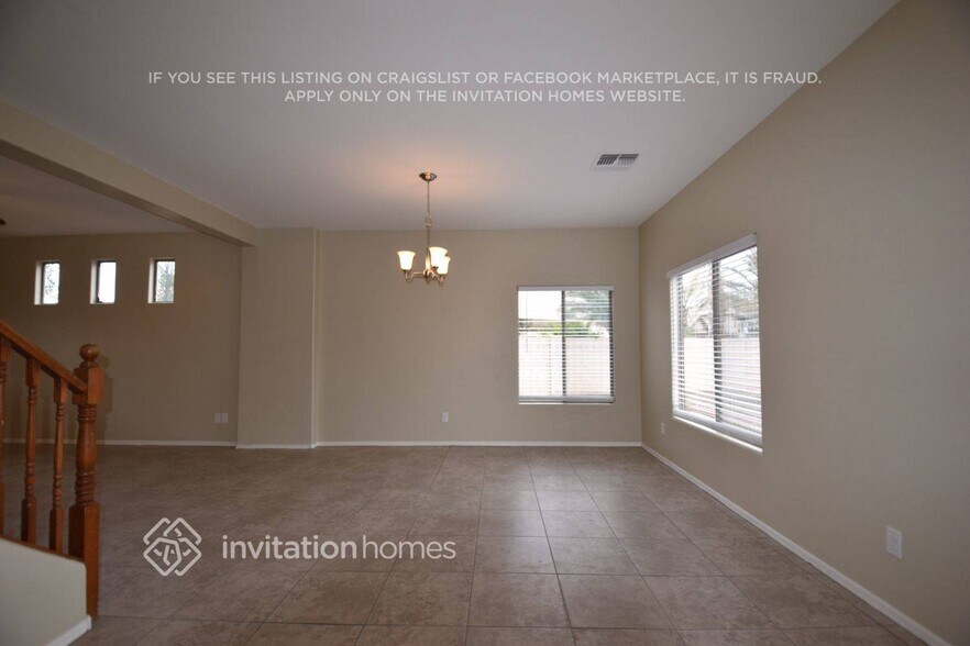 Building Photo - 16145 W Lisbon Ln