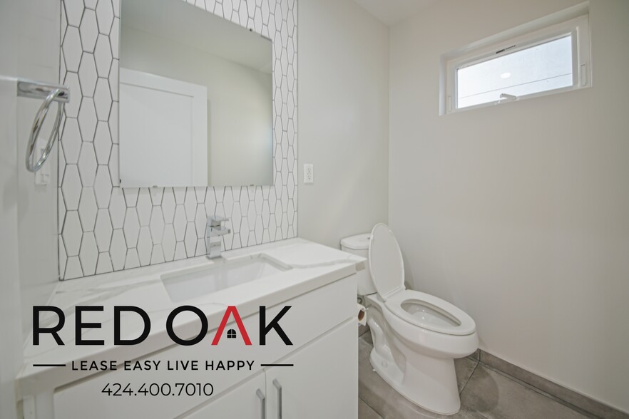 Building Photo - 4444 S Slauson Ave