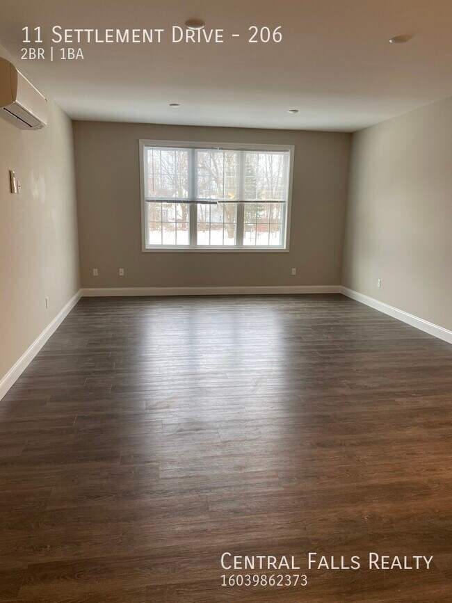 Building Photo - 11 Settlement Dr