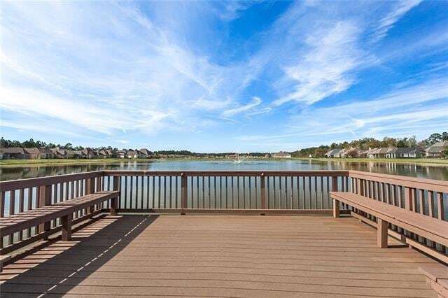 Building Photo - 725 S Corniche Du Lac