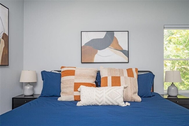 Building Photo - 1778 Flintwood Dr SE