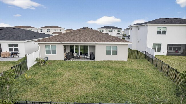 Building Photo - 1543 Stockbridge St