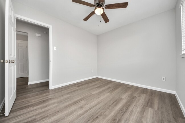 Building Photo - 4114 Fairgreen Ln
