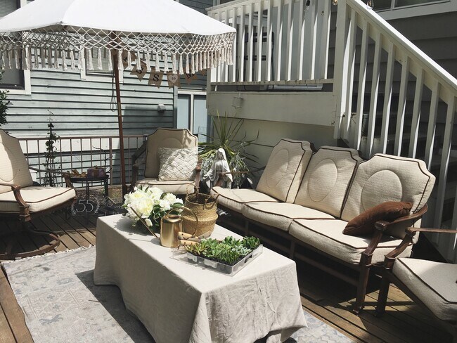 Shared backyard - 2608 E Madison St