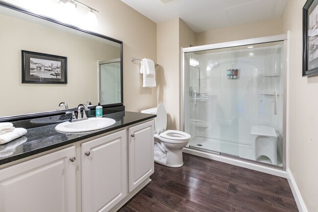 Master Bathroom - 401 W Shoreline Dr