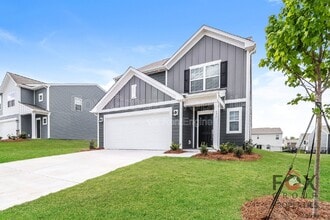 Building Photo - 177 Rock Ave