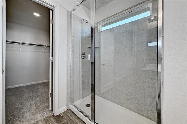 Building Photo - 9701 Grapevine Leaf Dr